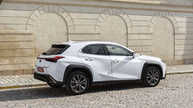 Ngoại thất Lexus UX200 sang trọng - Ảnh 28