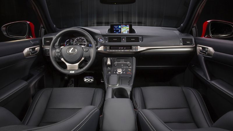 Nội thất Lexus CT 200 tiện nghi và thoải mái - Ảnh 7