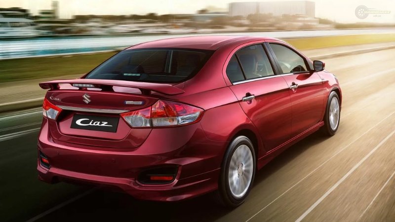 Suzuki Ciaz 03