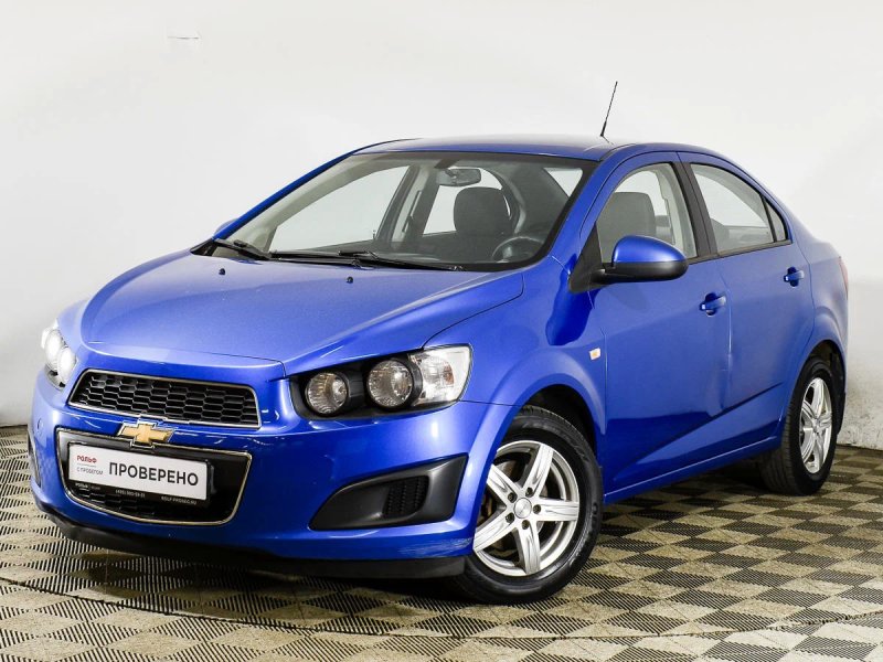 Tải ảnh Chevrolet Aveo miễn phí 4