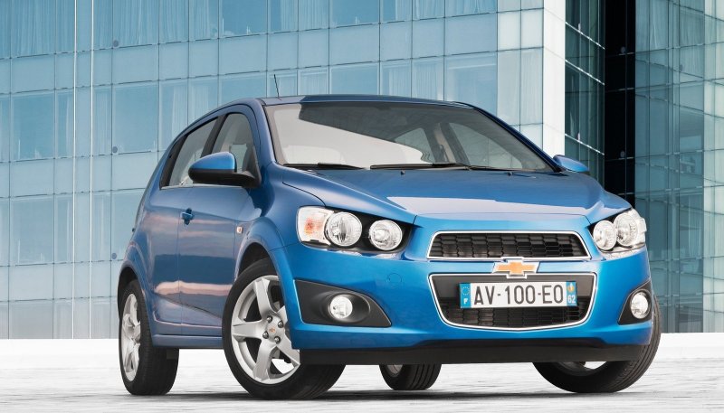 Tải ảnh Chevrolet Aveo miễn phí 2