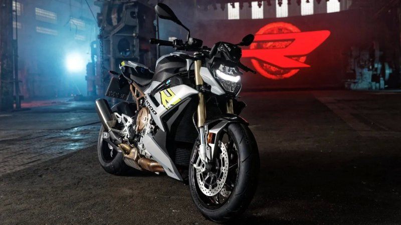 BMW S 1000 R 2