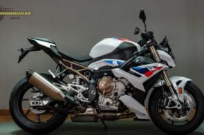 Đánh giá chi tiết BMW S 1000 R – Siêu xe môtô đỉnh cao
