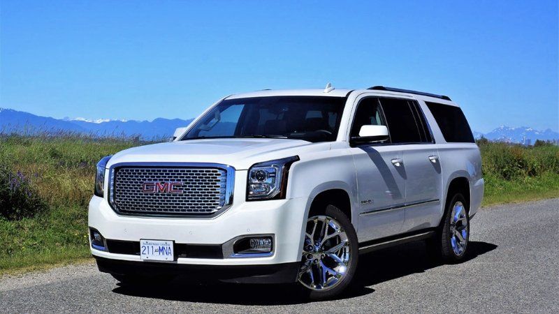 GMC Yukon 05