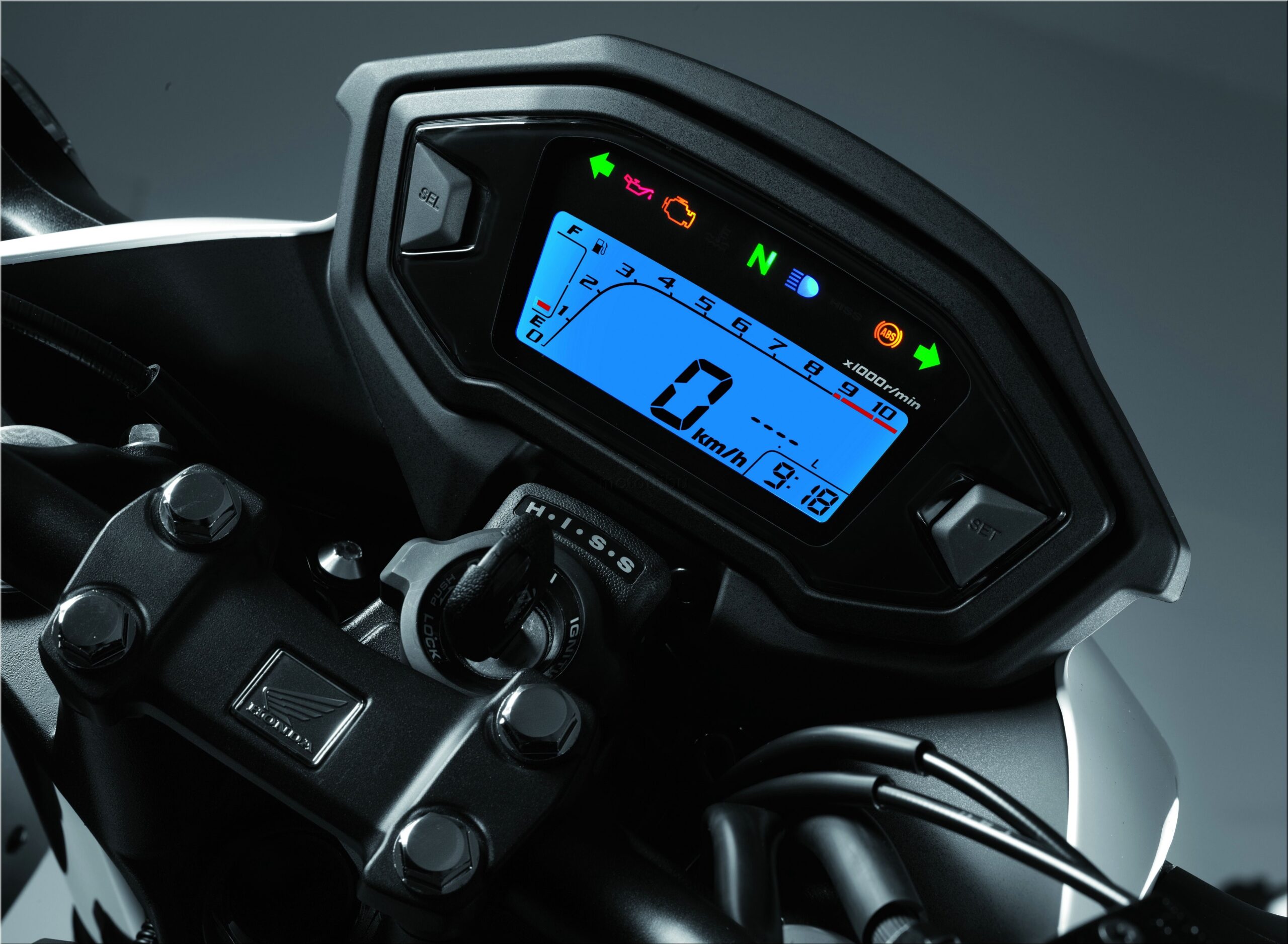Honda CB500F 37
