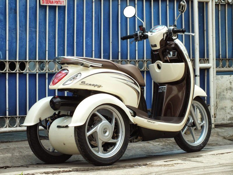 Honda Scoopy 11