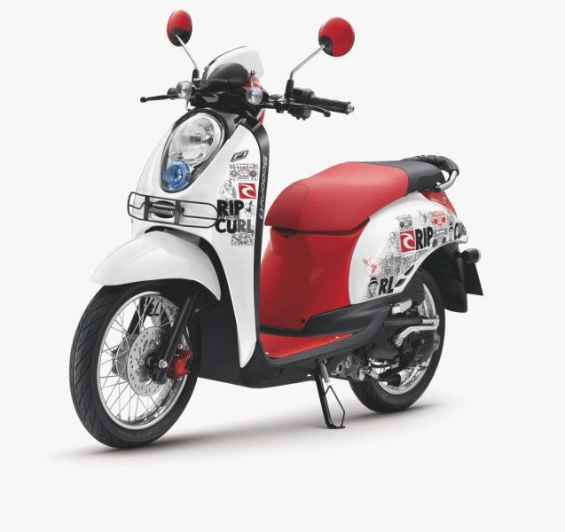 Honda Scoopy 16