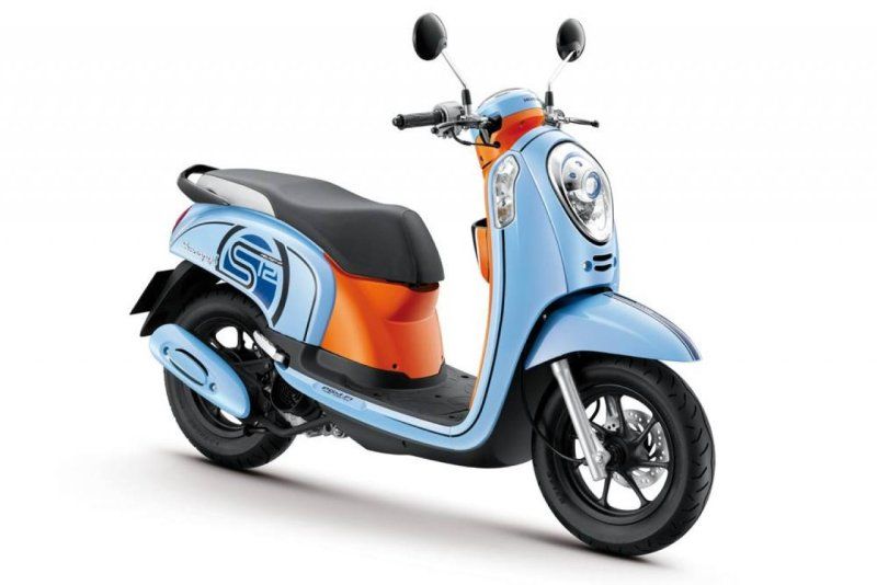 Honda Scoopy 17