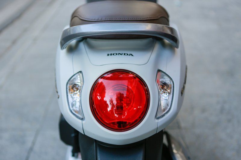 Honda Scoopy 27