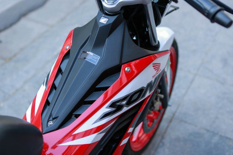 Honda Sonic 150R 27