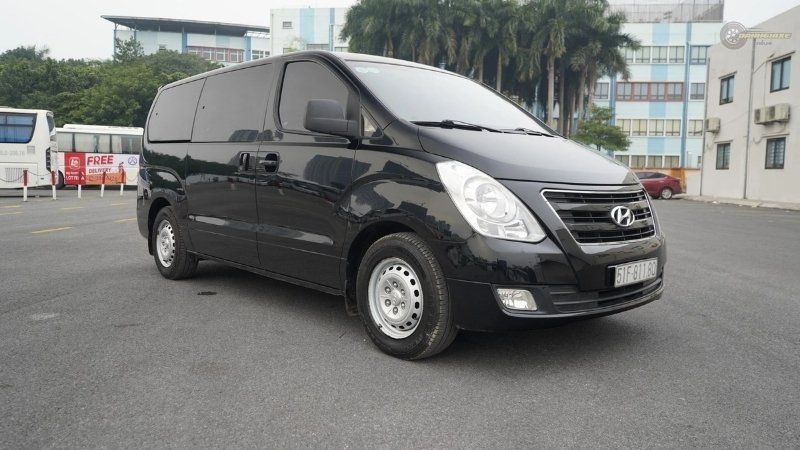 Hyundai Starex 