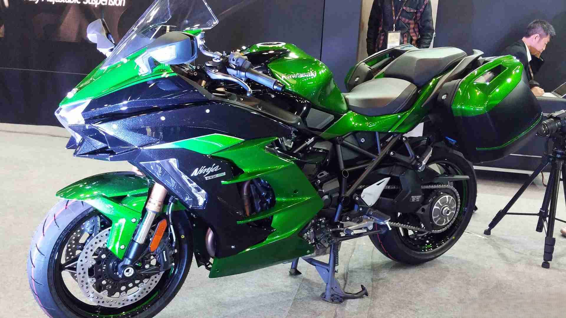 Kawasaki Ninja H2SX 40
