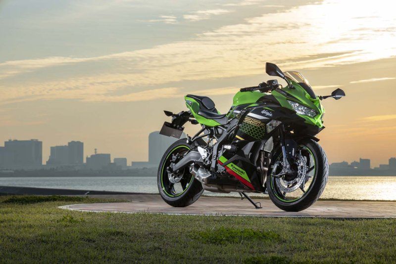 Kawasaki Ninja ZX-25R 13