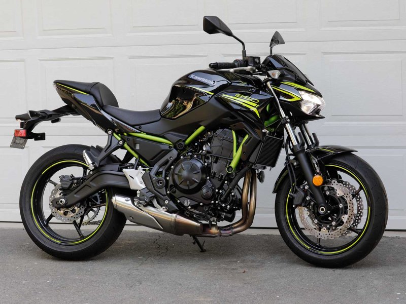 Kawasaki Z650 40