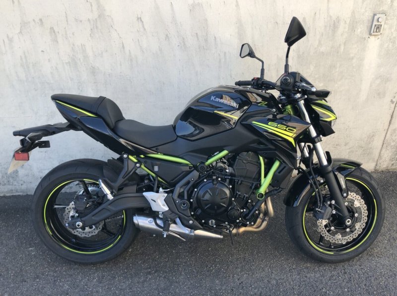 Kawasaki Z650 44