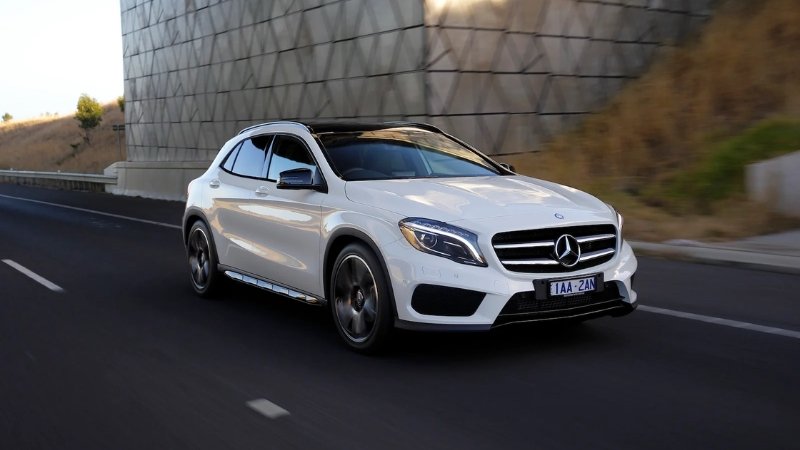 Mercedes Benz GLA 200