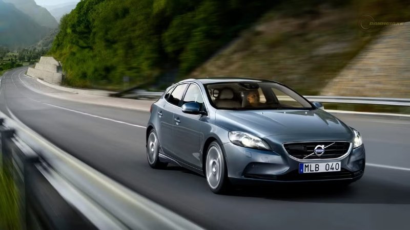 Volvo V40