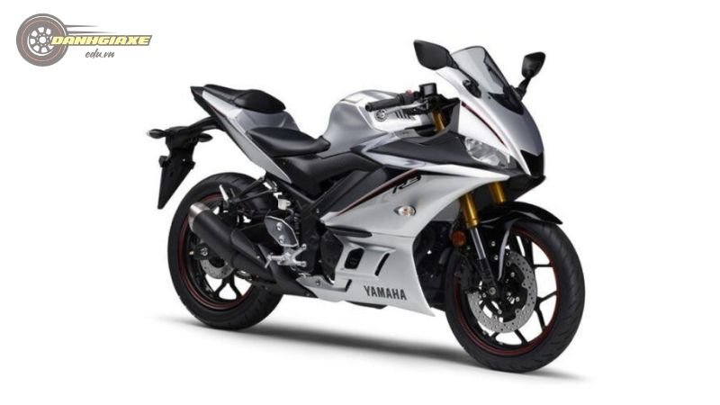 Yamaha R6 2