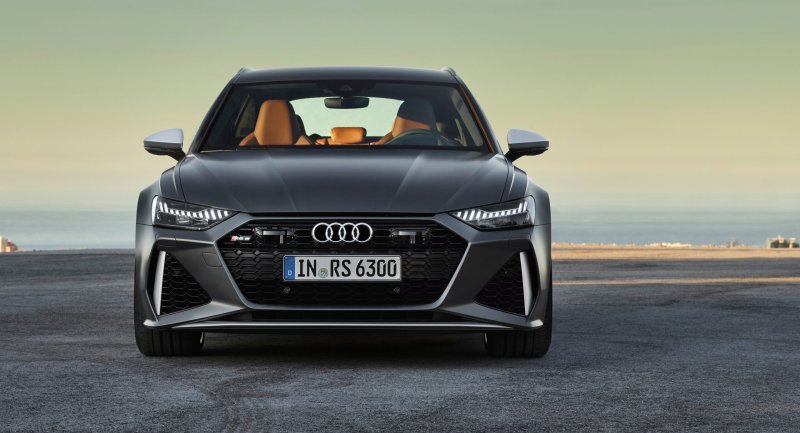 Ảnh Audi RS6 từ mọi góc độ 26