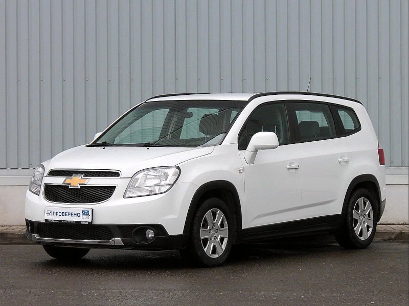 Ảnh Chevrolet Orlando từ các góc độ 6