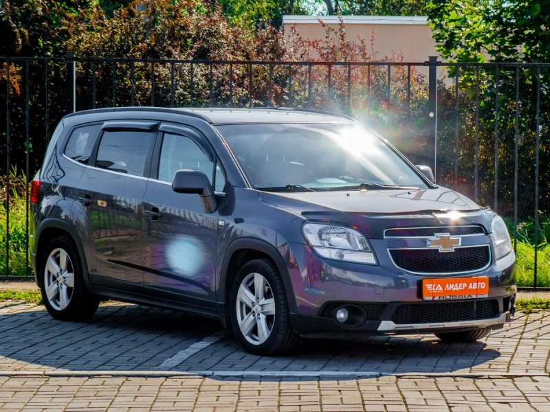 Ảnh Chevrolet Orlando từ các góc độ 9