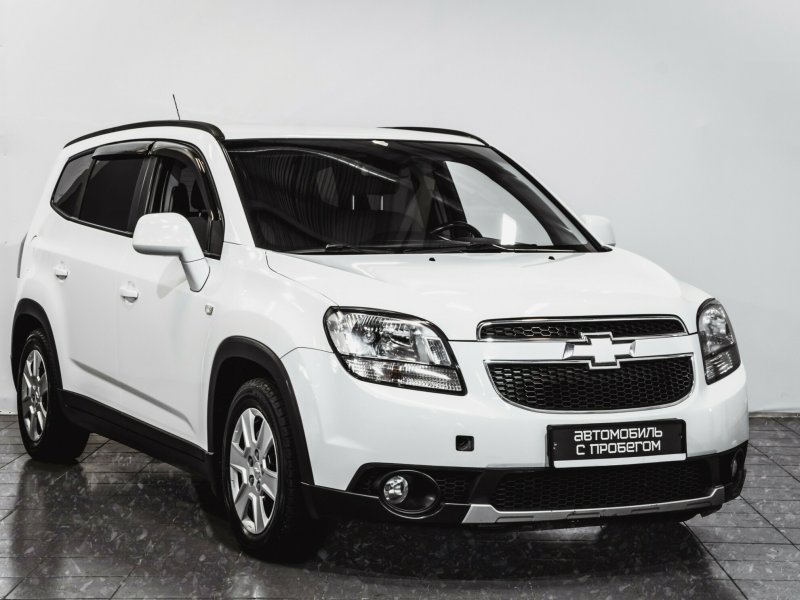 Ảnh Chevrolet Orlando từ các góc độ 22