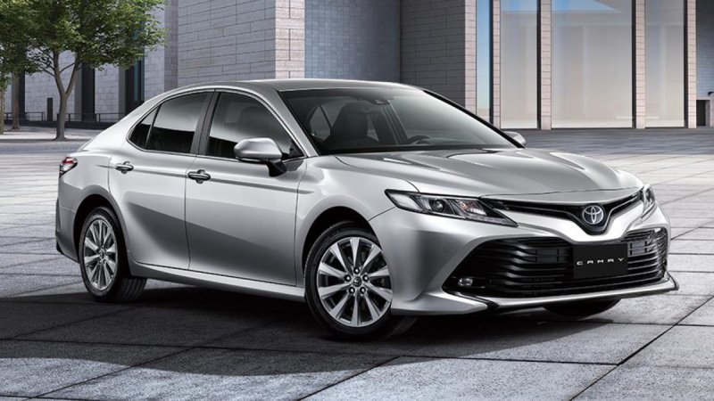 Ảnh chi tiết ngoại thất xe Toyota Camry 2.5Q 9