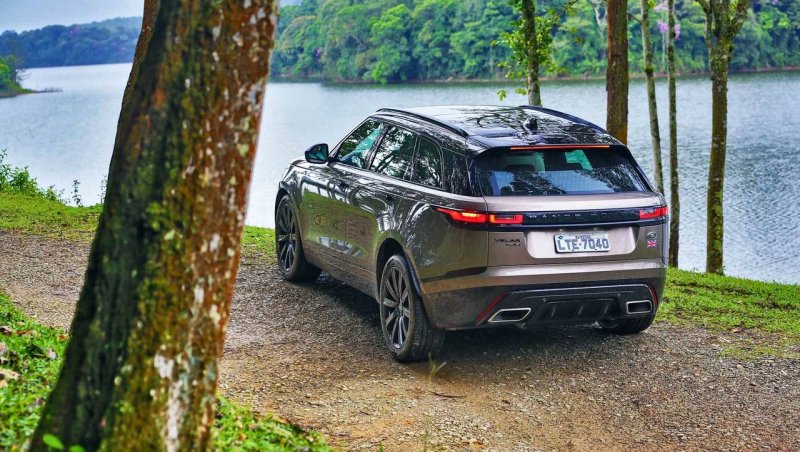 Ảnh chi tiết xe Range Rover Velar 19