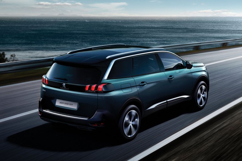 Ảnh thực tế xe Peugeot 5008 chất lượng cao 22