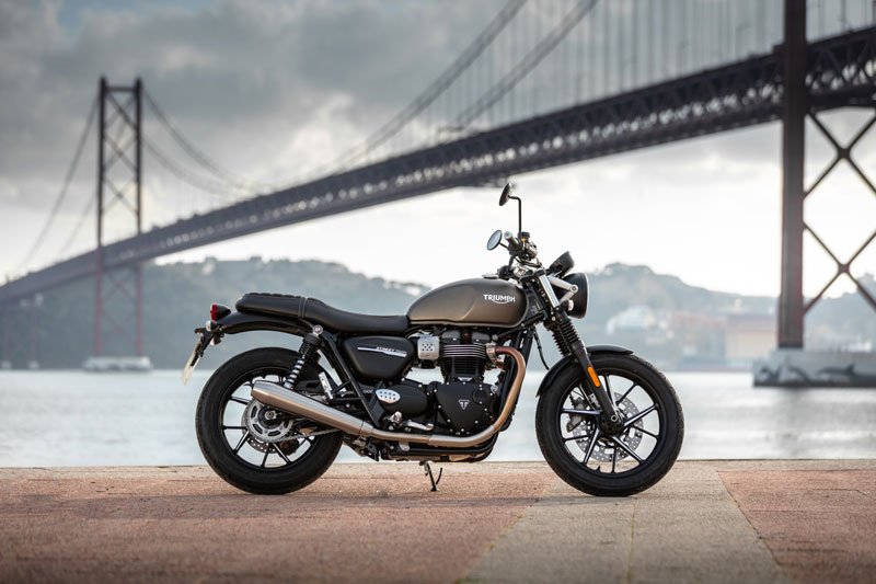 Ảnh Triumph Street Twin với độ phân giải cao 12