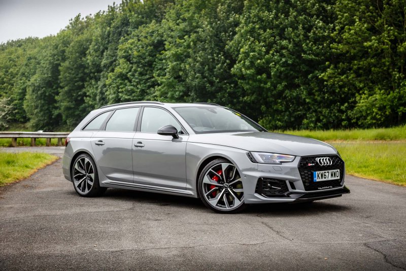 Ảnh xe Audi RS4 chất lượng hàng đầu 33