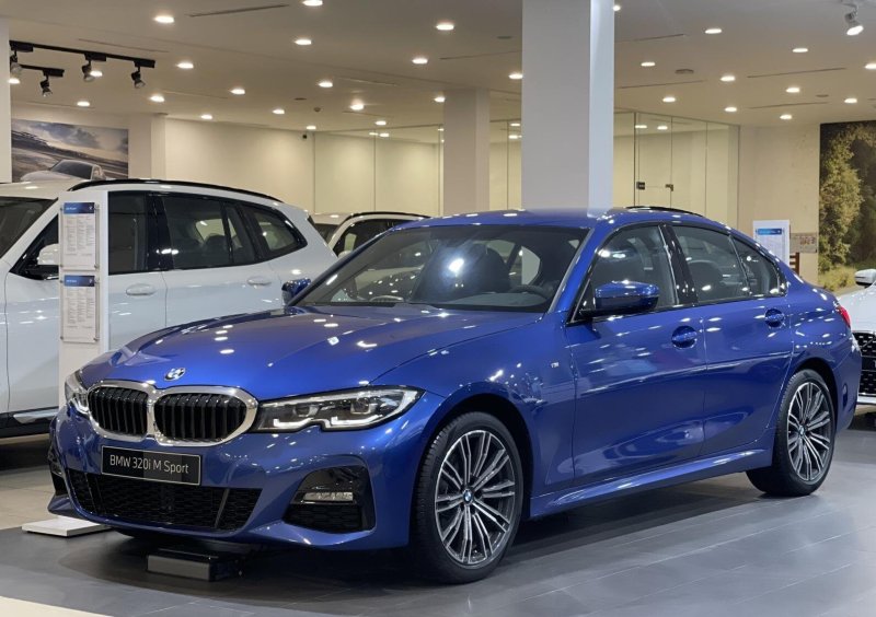 Ảnh xe BMW 320i độ phân giải cao 5