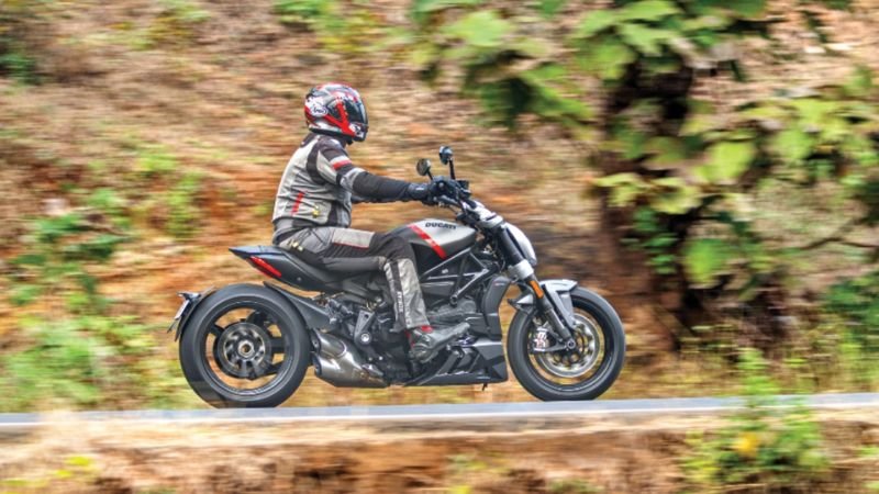 Ảnh xe Ducati Diavel XDiavel ấn tượng 11