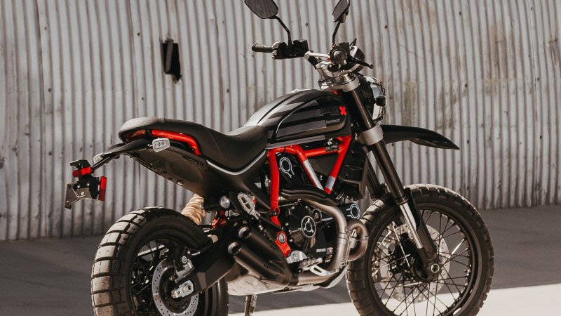 Ảnh xe Ducati Scrambler Desert Sled Fasthouse mới nhất 1