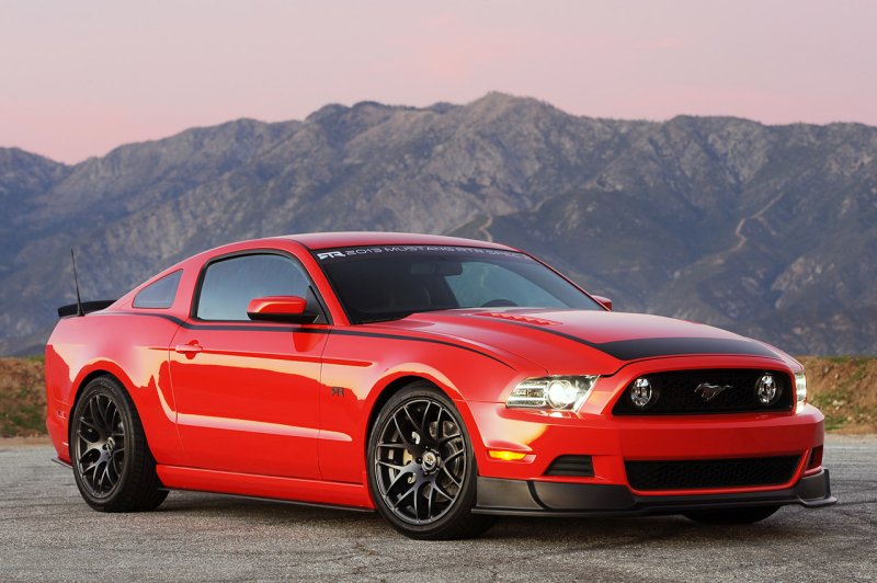 Ảnh xe Ford Mustang màu sắc đa dạng 3