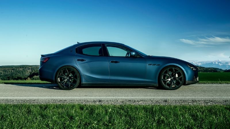 Ảnh xe hơi Maserati Ghibli cao cấp 2