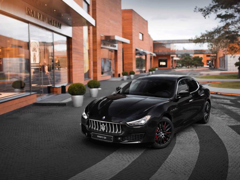 Ảnh xe hơi Maserati Ghibli cao cấp 6