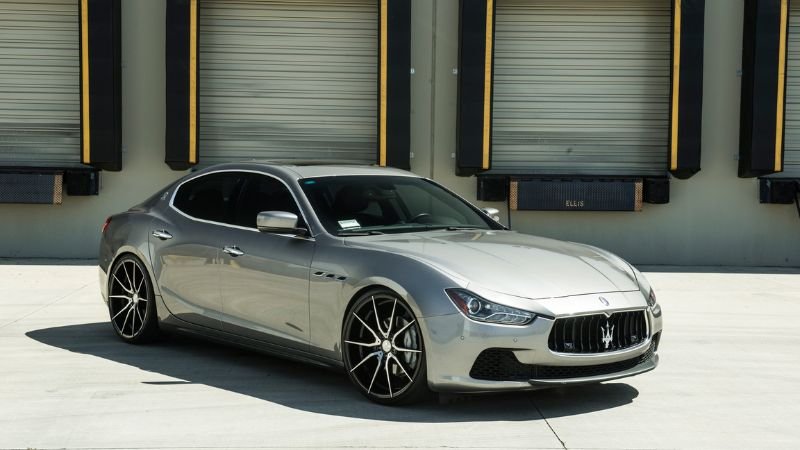 Ảnh xe hơi Maserati Ghibli cao cấp 10