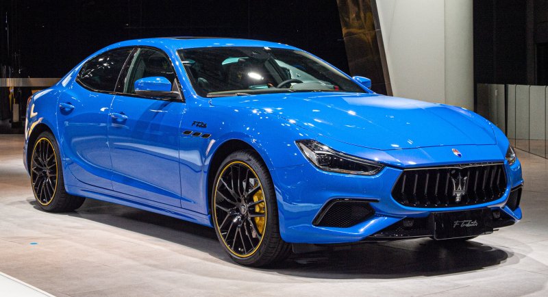 Ảnh xe hơi Maserati Ghibli cao cấp 18