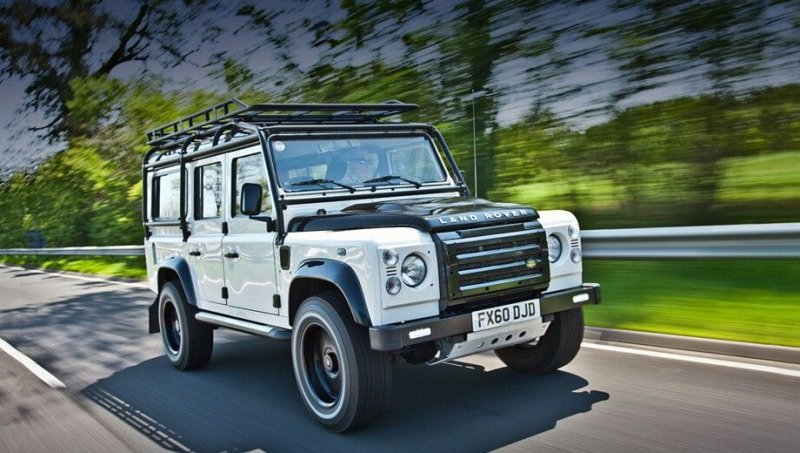 Ảnh xe Land Rover Defender phiên bản 110 10