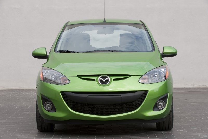 Ảnh xe Mazda 2 phiên bản đời cũ 13