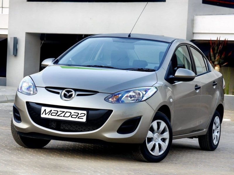 Ảnh xe Mazda 2 phiên bản đời cũ 15