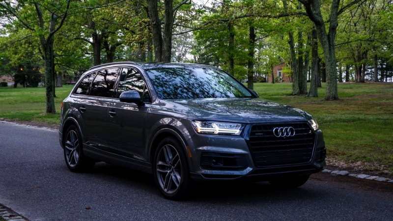 Audi Q7 03