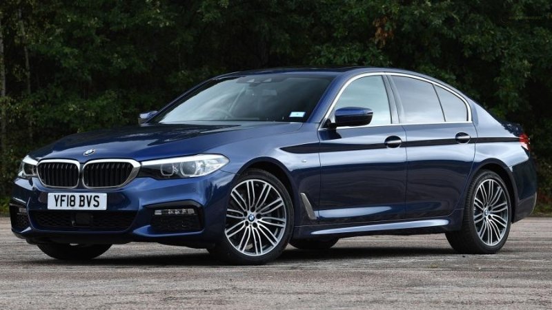 BMW 520i 02