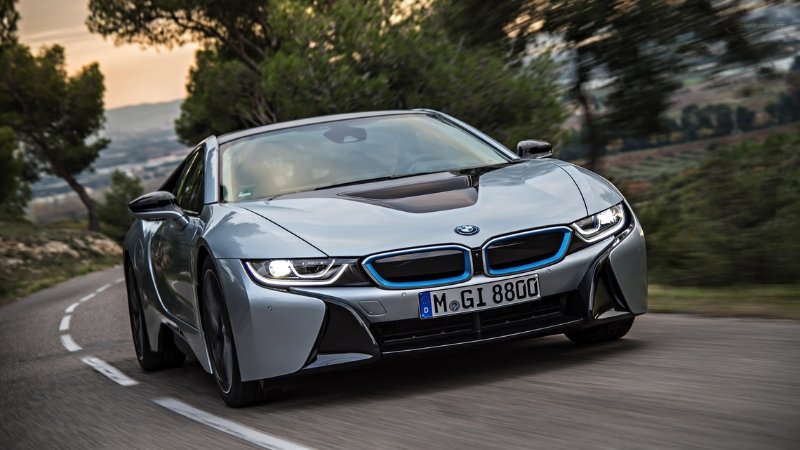 BMW i7 02