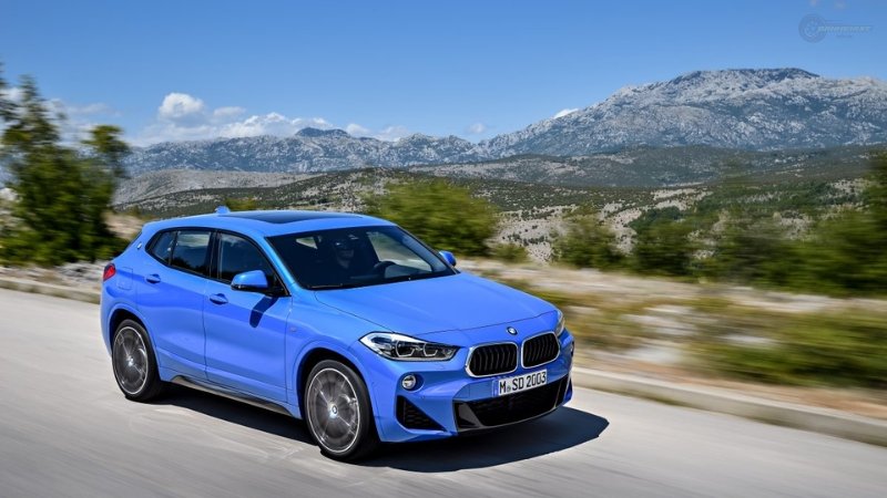 BMW X2 02