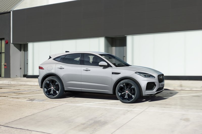 Bộ sưu tập ảnh xe Jaguar E–Pace mới nhất 18