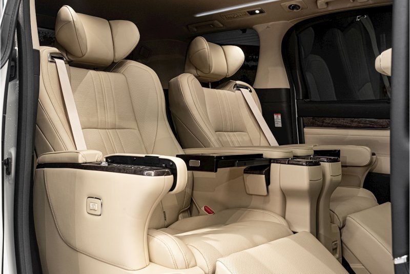 Bộ sưu tập hình ảnh Alphard Luxury 14