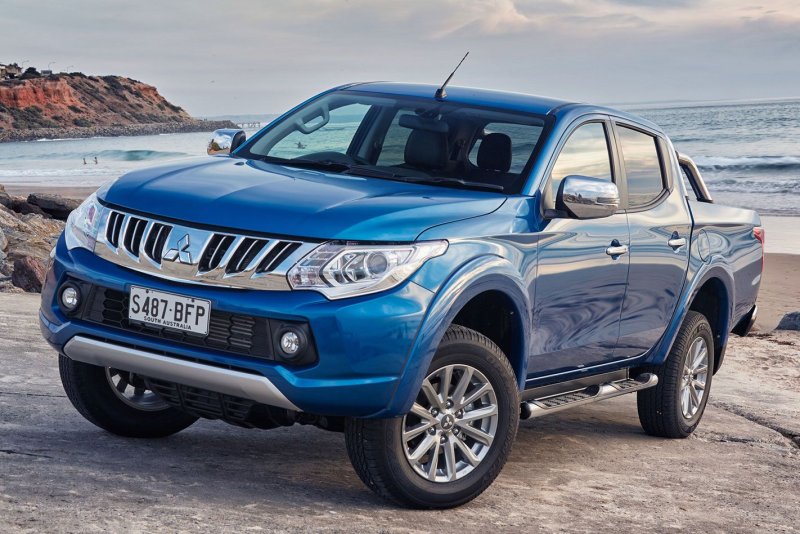 Bộ sưu tập hình ảnh ngoại thất Mitsubishi Triton 20