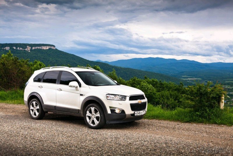 Chevrolet Captiva chất lượng cao 2